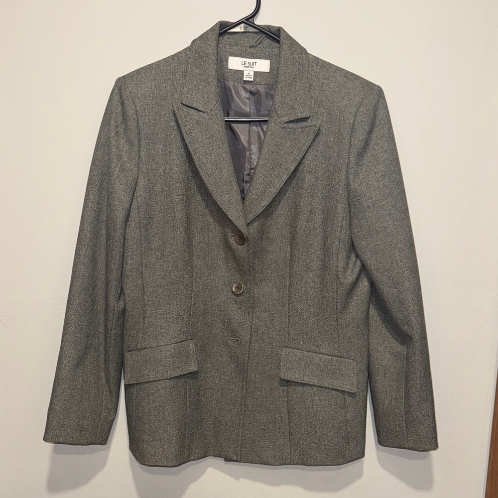 Le Suit Women's Charcoal Pant Suit